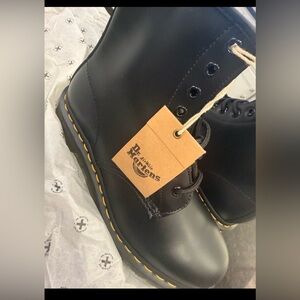 Dr. Martens unisex 1460 boots